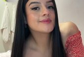 Jovencita trans encantadora y divertida no te