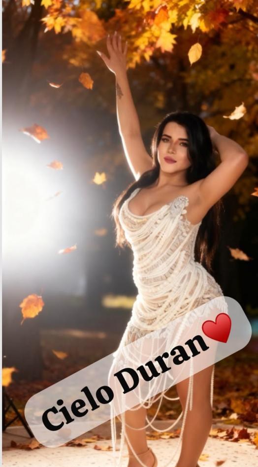 Ven a disfrutar con una venezolana hermosa