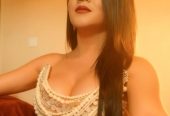 Ven a disfrutar con una venezolana hermosa
